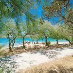 Exklusives Strandapartment Mit Parkplatz & Direktem Zugang Zum Διαμέρισμα Srima