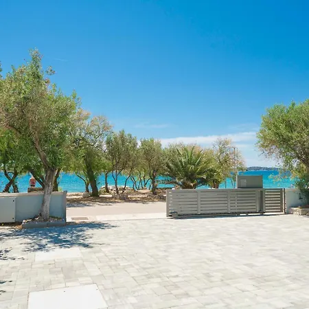 Apartment Exklusives Strandapartment Mit Parkplatz & Direktem Zugang Zum