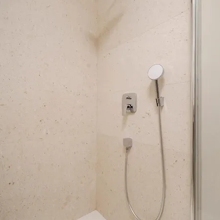 Apartment Exklusives Strandapartment Mit Parkplatz & Direktem Zugang Zum *