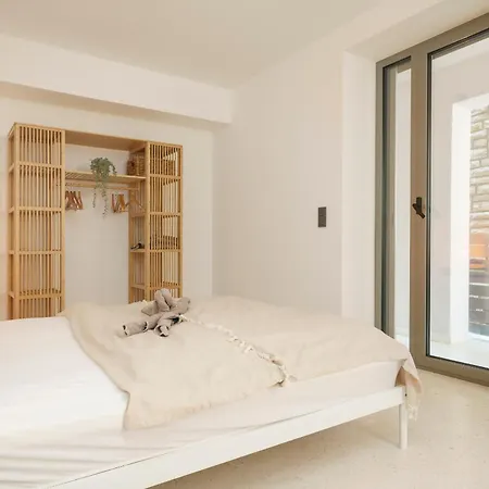 Exklusives Strandapartment Mit Parkplatz & Direktem Zugang Zum