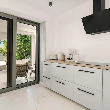 Exklusives Strandapartment Mit Parkplatz & Direktem Zugang Zum Apartment
