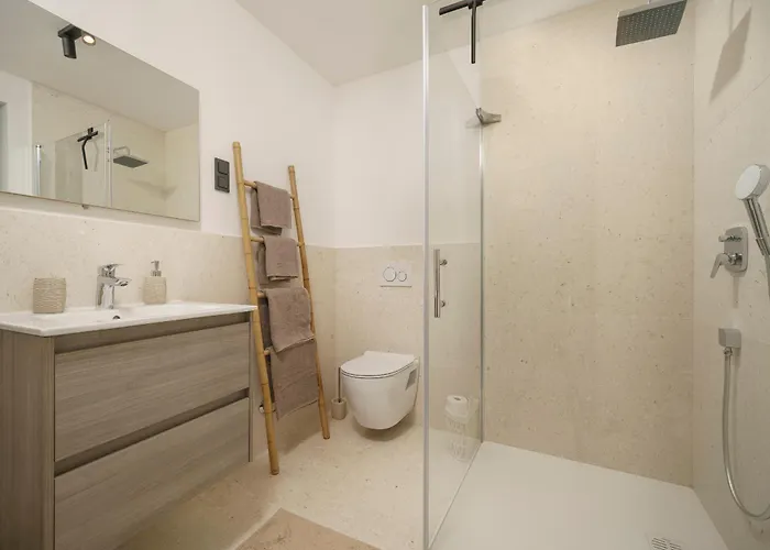 Apartment Modernes Srima